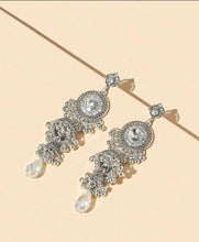 Load image into Gallery viewer, Rose Earrings
